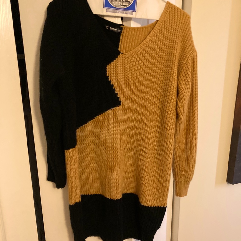 Tan/black Colorblock sweater dress